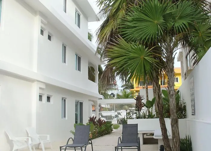 Edifico Con Departamentos Amplios Cerca De La Playa Apartment